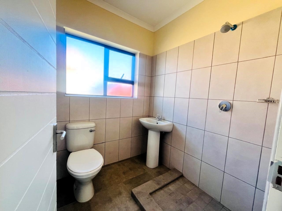 3 Bedroom Property for Sale in Heidedal Free State